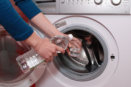 Cách tháo lưới lọc máy giặt electrolux cửa ngang hiệu quả và an toàn nhất.